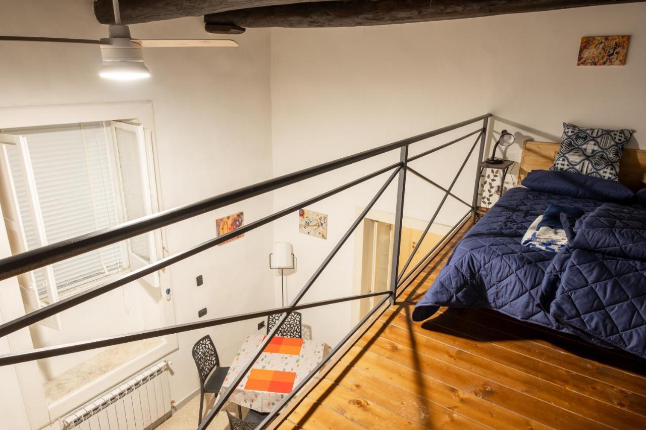 Il Regno Delle Due Sicilie E Il Regno Di Napoli Apartment Bagian luar foto
